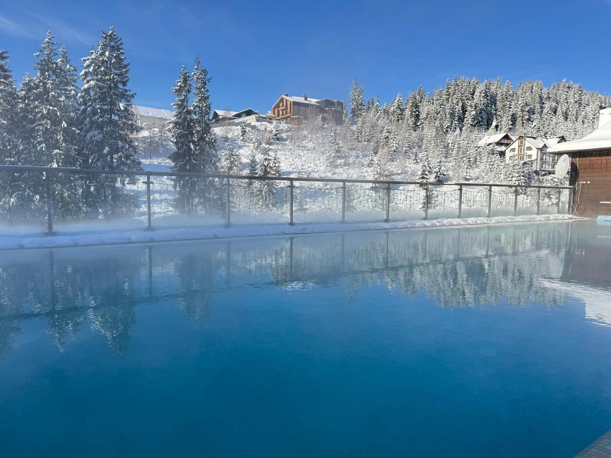 Spa Hotel Gora Bukovel Exterior photo