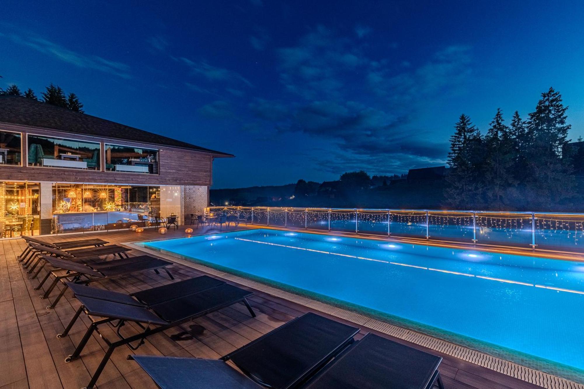 Spa Hotel Gora Bukovel Exterior photo